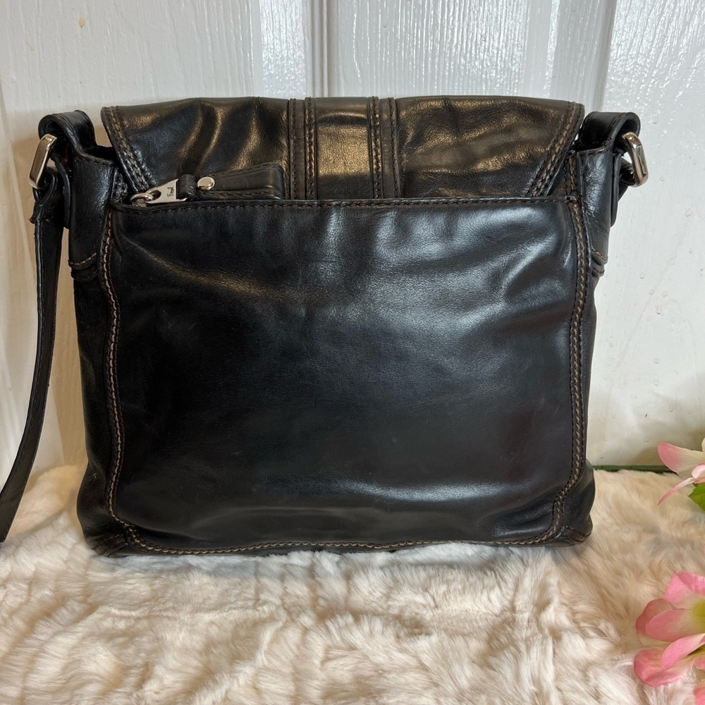 FOSSIL BLACK PURSE. BEAUTIFUL SOFT LEATHER - Picture 2 of 13